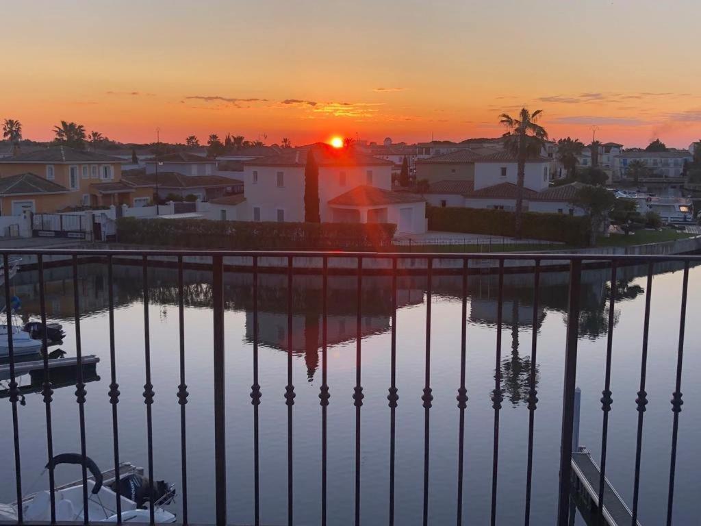 Vila Marina 120M²/8 Pers/ Terrasse 100M²/ Appontement Aigues-Mortes Exteriér fotografie